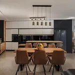 The Flat - Penthouse With Amazing Seview, Barbecue &