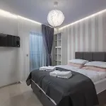 The Flat - Penthouse With Amazing Seview, Barbecue & Apartamento Opatija