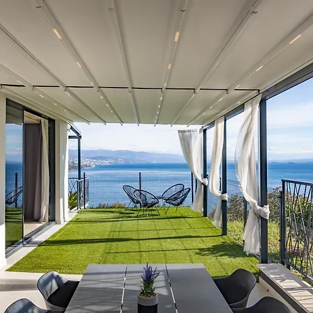 Luxury Seaview Penthouse With Private Parking, Terrace, Barbecue & Апартаменты