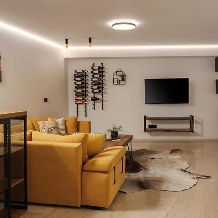 Luxury Seaview Penthouse With Private Parking, Terrace, Barbecue &