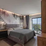 The Flat - Penthouse With Amazing Seview, Barbecue & *