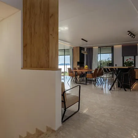 The Flat - Penthouse With Pool, Barbecue & شقة