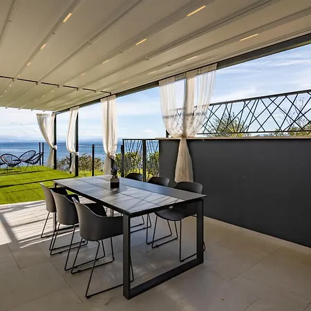 The Flat - Penthouse With Pool, Barbecue & أوباتيا