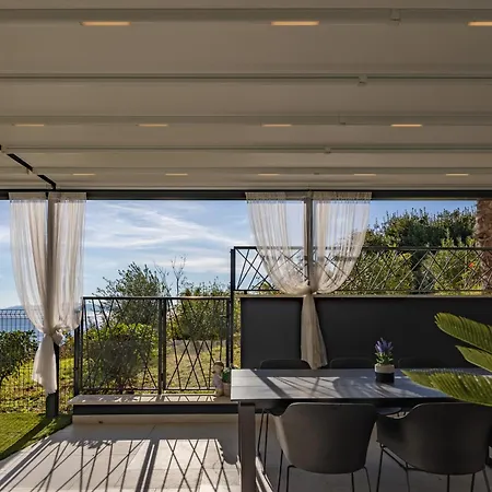 شقة The Flat - Penthouse With Pool, Barbecue & *