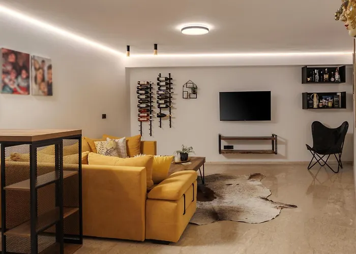 Luxury Seaview Penthouse With Private Parking, Terrace, Barbecue &